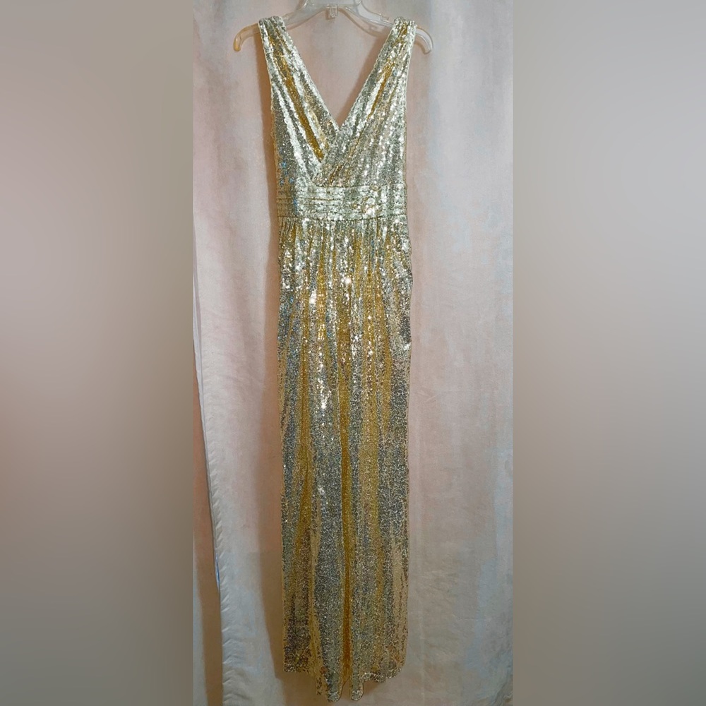 Wmn size 10 Gold Sequin Bridesmaid Dress Sleeveless Evening Prom Dresses NWT